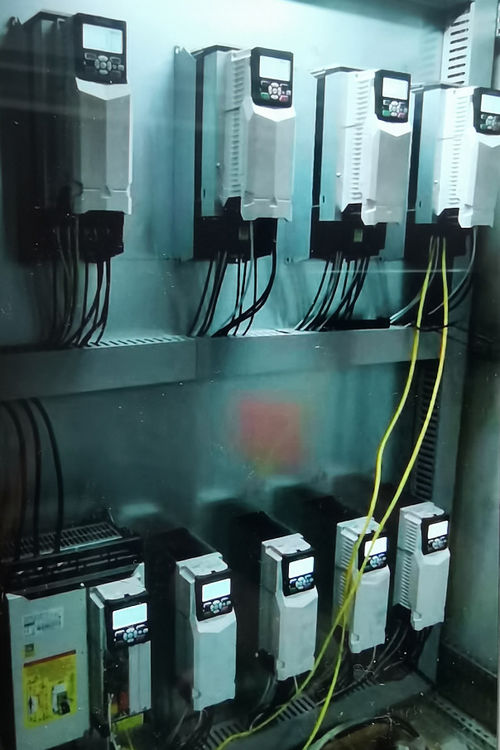 Blog perusahaan terbaru tentang Bagaimana Inomax drive frekuensi variabel menghemat lebih banyak energi untuk aplikasi Anda?